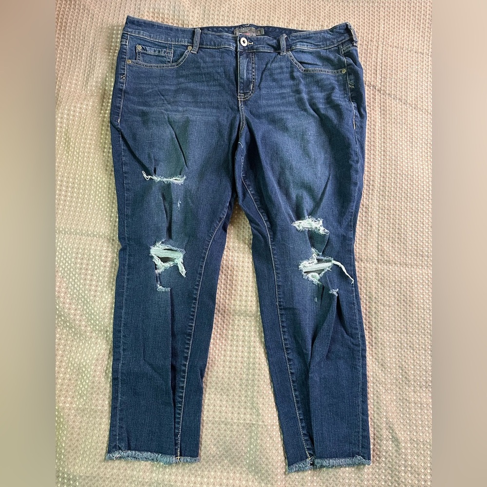 Torrid Blue Crop Boyfriend Distressed Jeans 20 EUC, HR vintage stretch